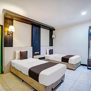 Kamar kembar standard